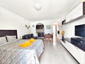 Studio In Well Kept, Central Complex K008